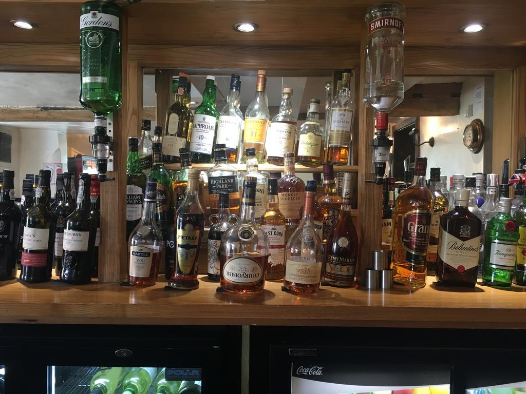 Three Horseshoes Inn Bubbenhall 外观 照片