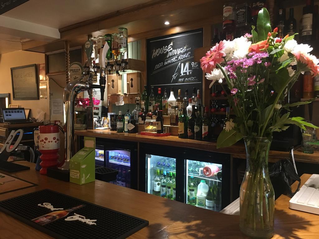 Three Horseshoes Inn Bubbenhall 外观 照片